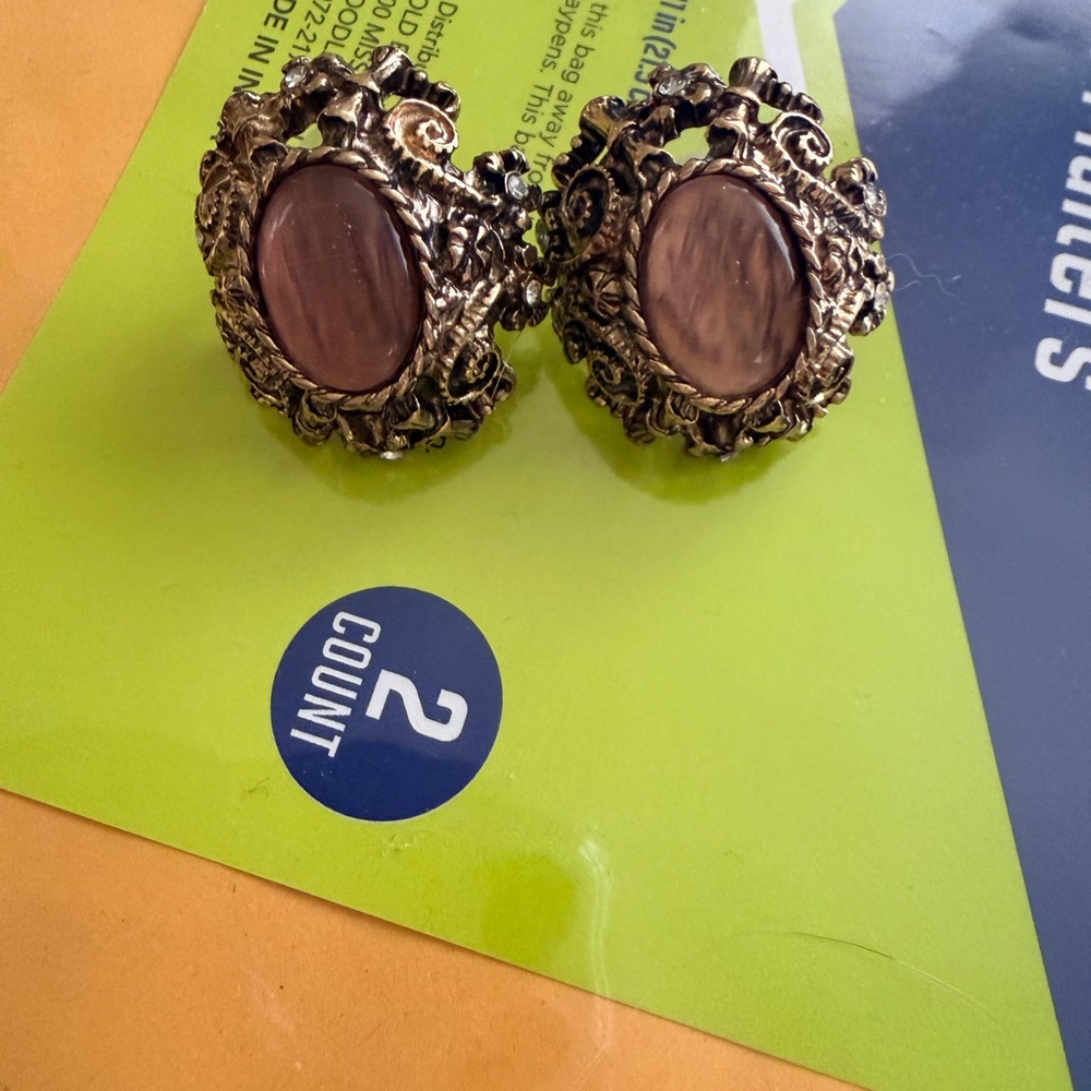 Vintage-Inspired Gold Tone Pink Oval Clip Earrings